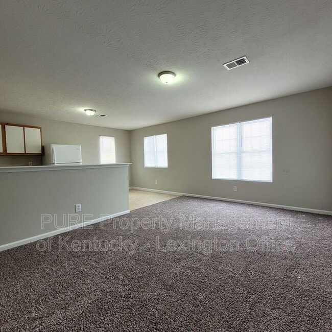 Photo - 156 Grinder Ct