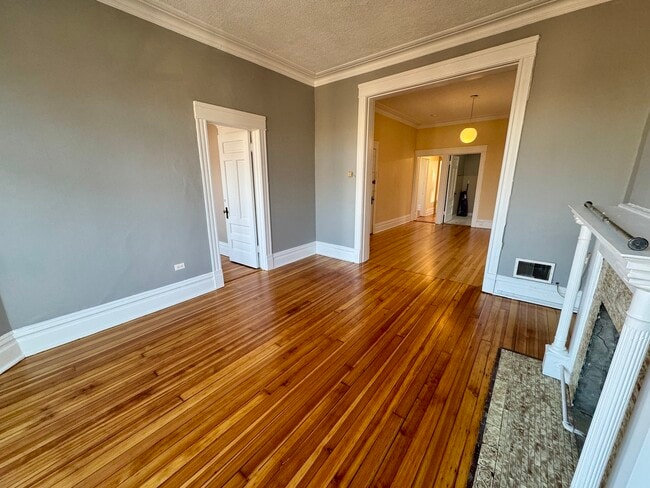 Photo - 1331 N Maplewood Ave Unidad 3