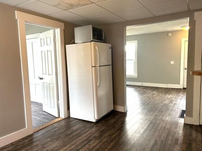 Photo - 636 Lisbon St