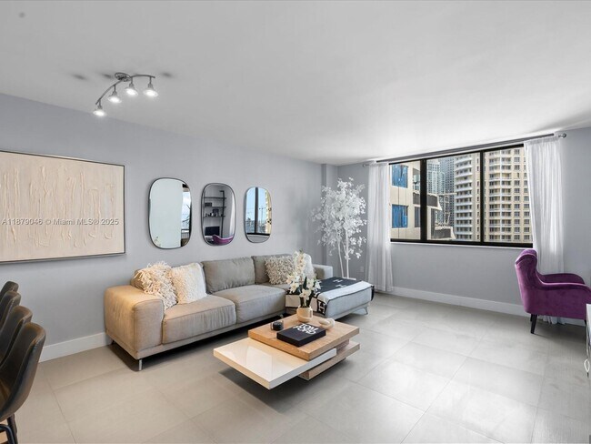 Photo - 540 Brickell Key Dr Unit 1702