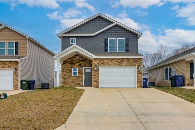 Building Photo - Charming New Build with Luxury Finishes, Covered Patio & Spacious Primary Suite