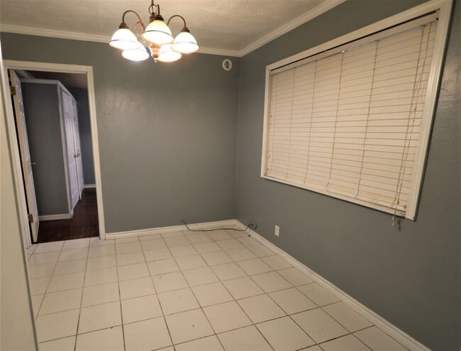 Photo - 2708 Avenue N