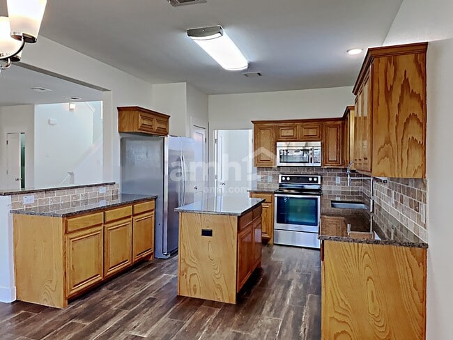 Photo - 1421 Teal Way