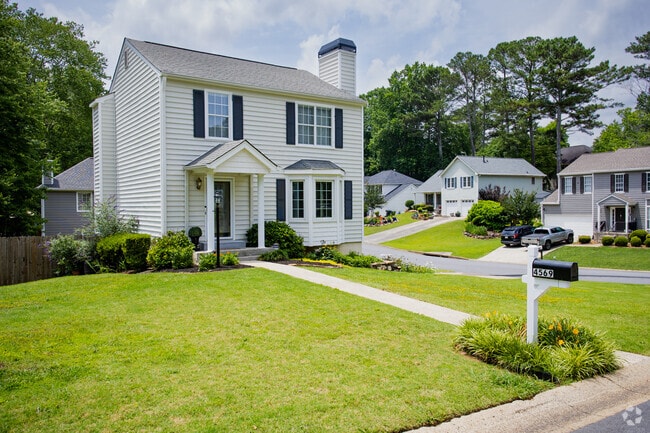 Building Photo - 4569 Hickory Forest Dr NW Rental