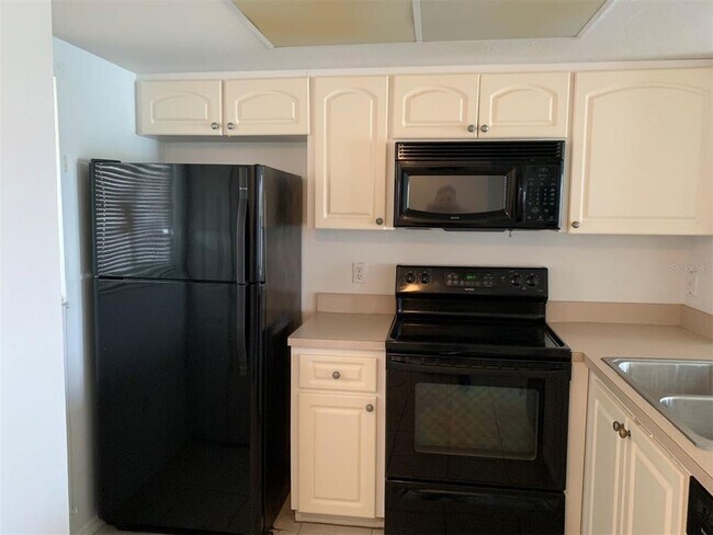 25275 Rampart Blvd Unit 1306