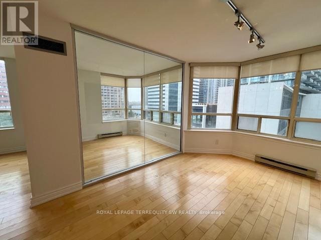 Photo - 30 Greenfield Ave Unit 714