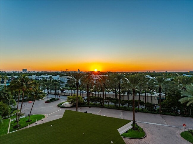 Photo - 10275 Collins Ave Unit 527