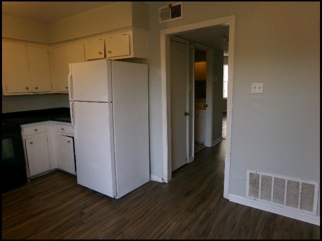 Photo - 1805 Sanford Dr