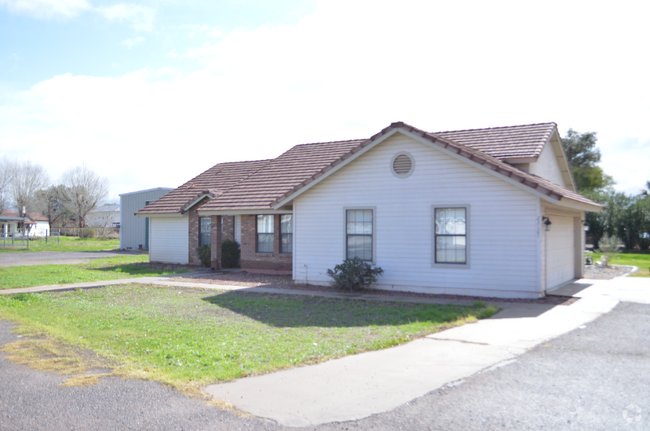 Building Photo - 23127 S 130th St Rental