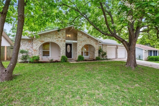Building Photo - 910 Powder Horn Dr Rental