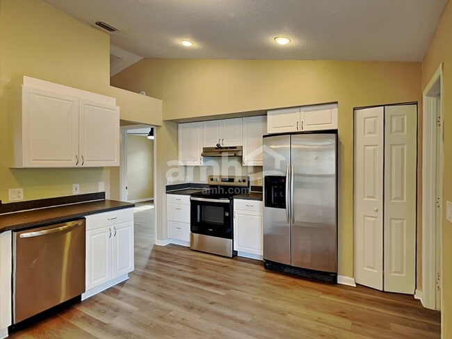 Photo - 2774 SE Bishop Ave