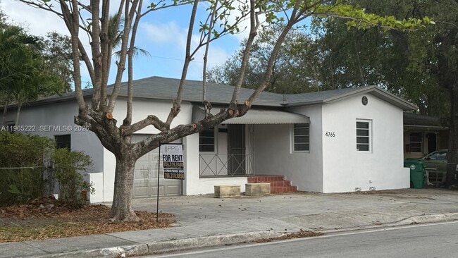 Building Photo - 4765 N Miami Ave