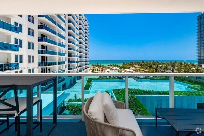 Building Photo - 2301 Collins Ave Unit 541 Rental