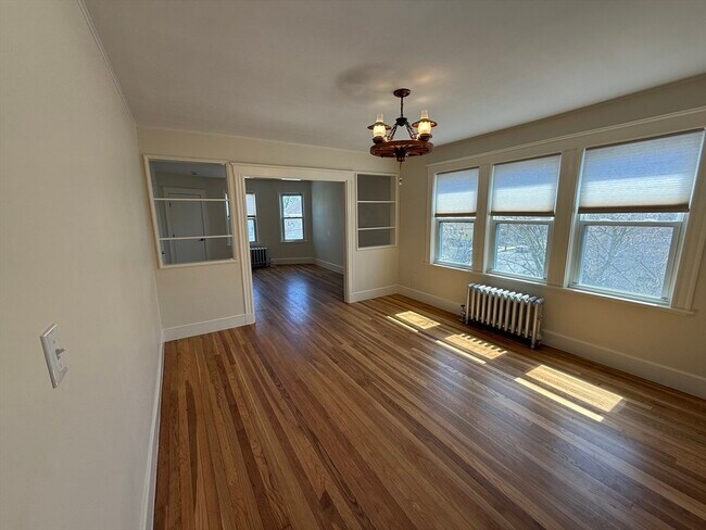 Photo - 19 Chauncey St Unit 2