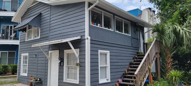 Charming 1/1 Home Just Minutes from Campus - Charming 1/1 Home Just Minutes from Campus