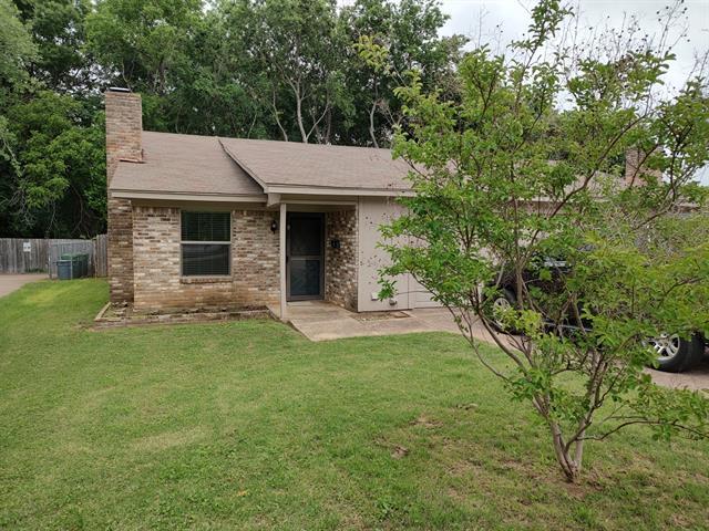 Building Photo - 902 Meadowbrook Dr Rental