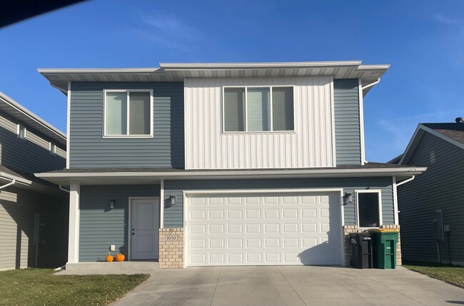 4-bedroom, 3-bathroom West Fargo Single-Fa... - 4-bedroom, 3-bathroom West Fargo Single-Fa... Casa