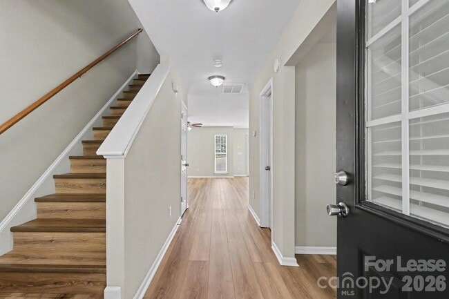 8011 Rolling Meadows Ln