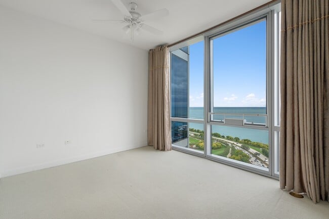 Photo - 1211 S Prairie Ave Unit 3104