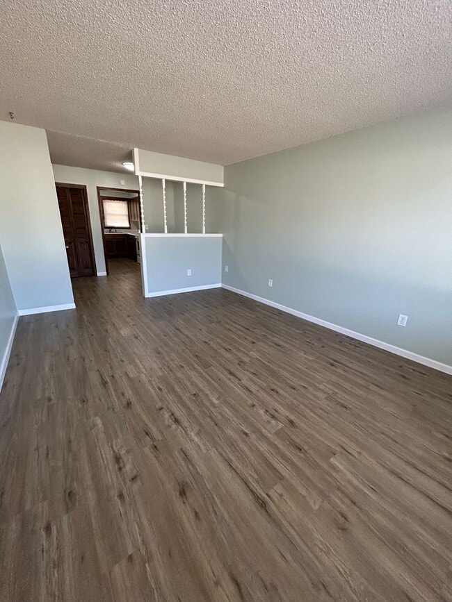 Photo - 801-803 Rouse Duplex Unit 801 N Rouse