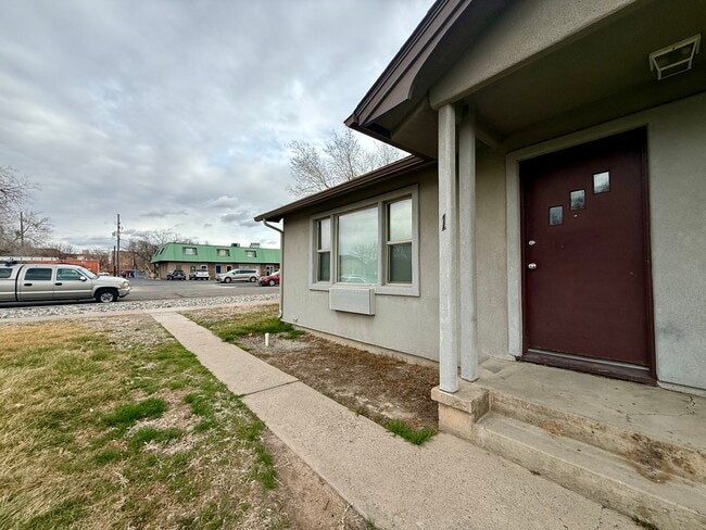 Photo - 1151 Belford Ave Unit 1