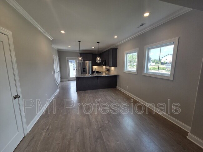 Photo - 1403 Rebecca Johns Dr
