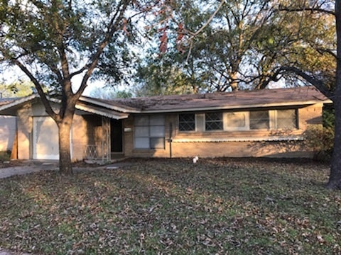 Building Photo - 3516 Flamingo Way