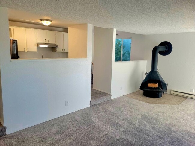Photo - 18100 15th Ave NE
