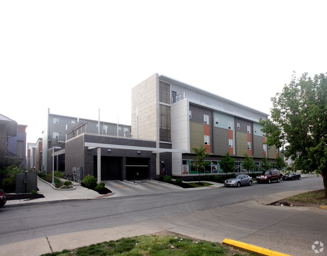 Photo - 16 Park Apartments