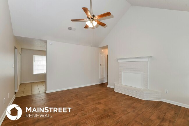 Photo - 2730 Hampden Cove