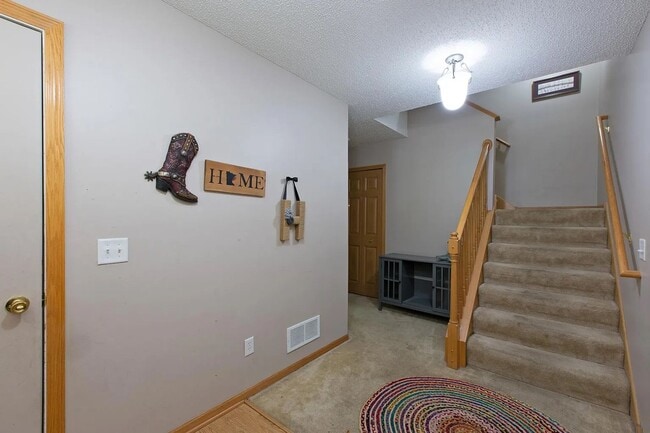 Photo - Spacious *2Bed*2Bath townhome Cottage Grove Available 7/1/26!