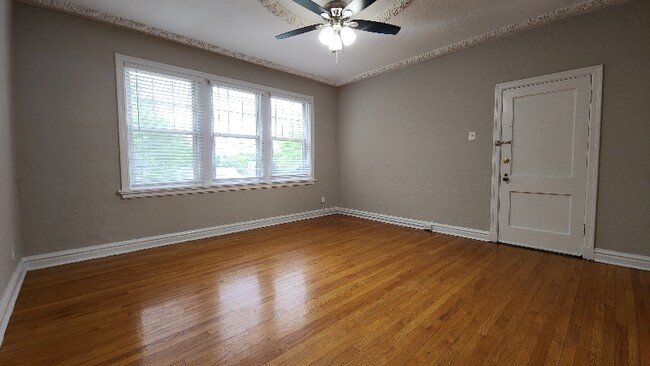 Photo - 7507 Oxford Dr Unit 3rd floor