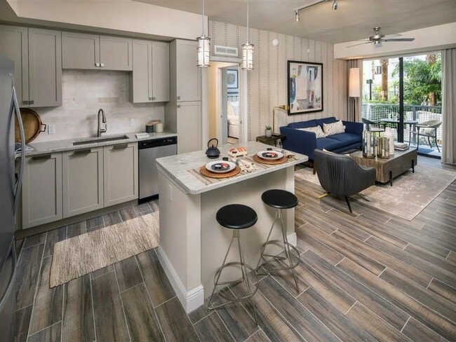 Photo - 499 Evernia St Unit 833