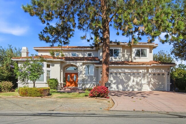 Photo - Stunning 5-Bedroom Sunnyvale Home