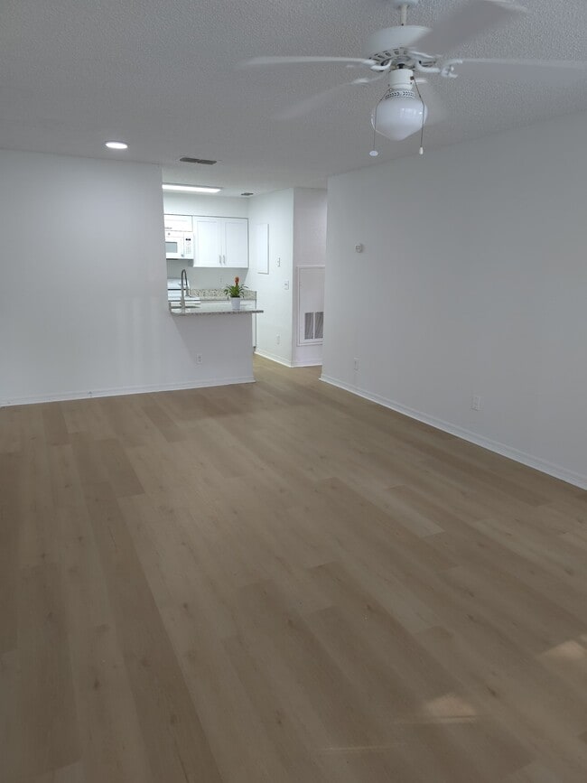 Photo - 1063 S Hiawassee Rd