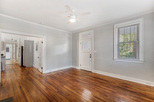 Living - 574 Rutledge Ave Unit A