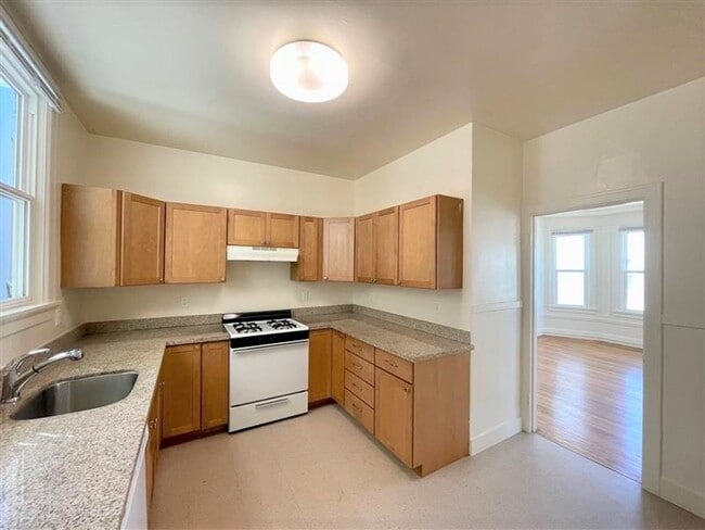 Photo - 4044-4050 Geary Boulevard (601rc) Unit 2