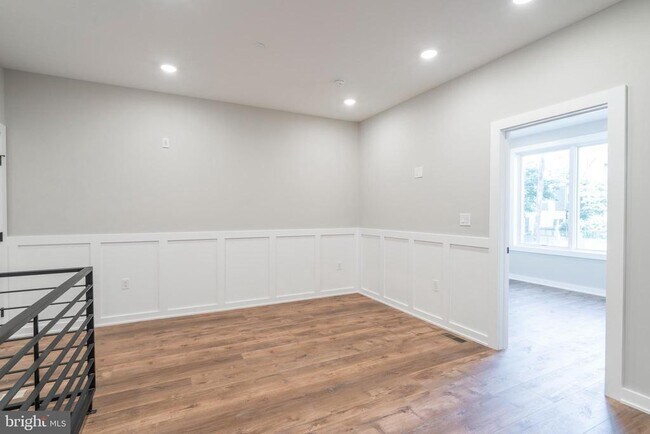 Photo - 435 N 35th St Unit A