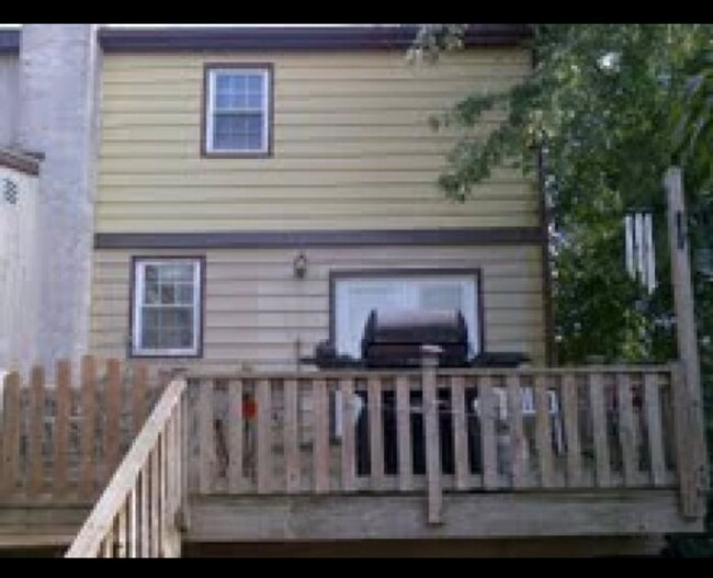 Photo - 307 Chestnut St