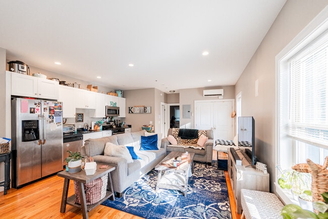 Photo - 341 Gallivan Blvd Unit 1
