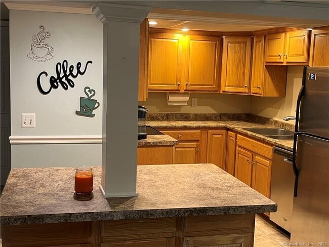 Photo - 138 Boulder Cir