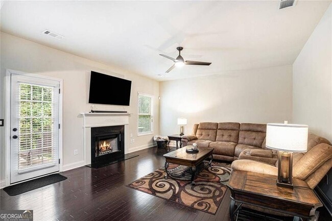 Photo - 3820 Kings Bridge Dr