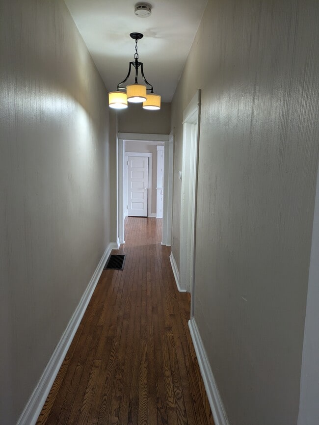 Photo - 2435 W Dunkeld Pl