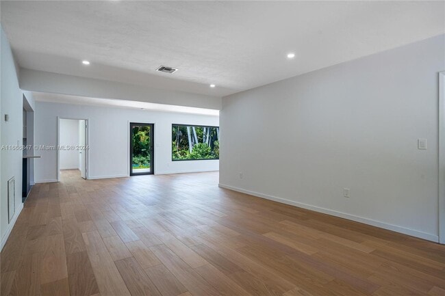 517 Palermo Ave
