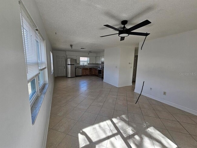 Photo - 175 174th Terrace E