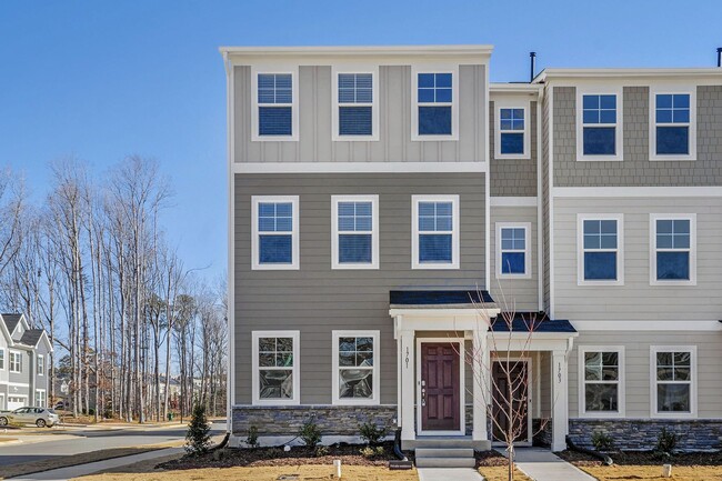 BRAND NEW TOWNHOME Available now, Depot 49... - BRAND NEW TOWNHOME Available now, Depot 49...