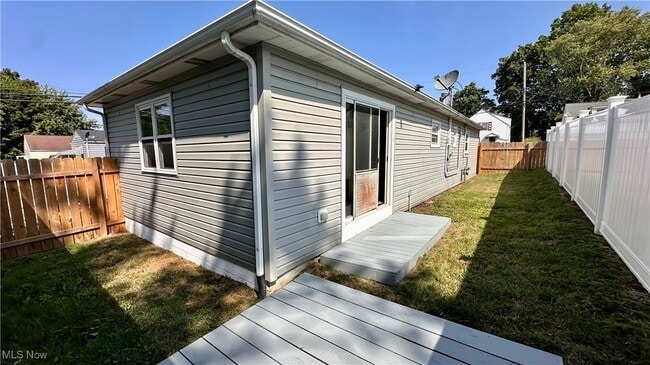 Building Photo - 1061 Virginia Ave Rental