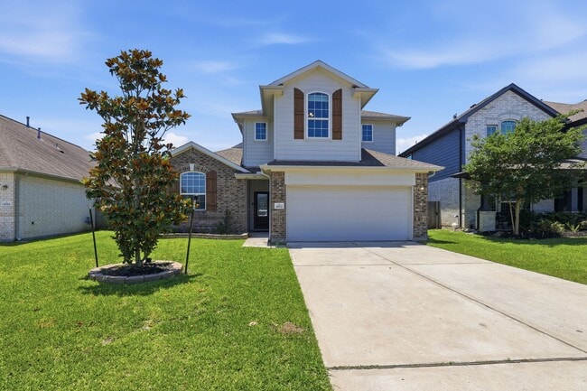 Building Photo - 4522 Cres Lake Cir