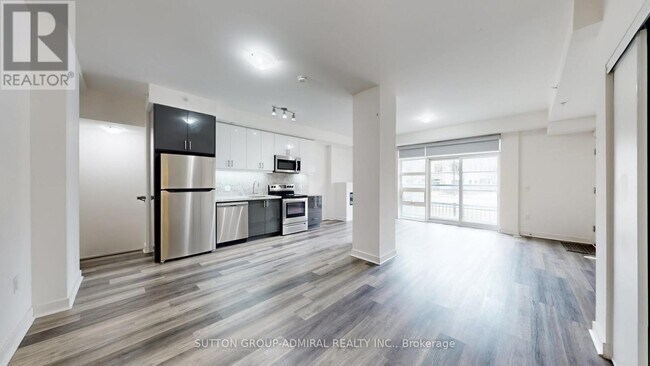 Photo - 57 Finch Ave W