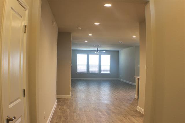 Photo - 16028 Bronte Lane